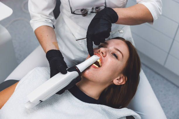 Best Emergency Tooth Extraction in USA